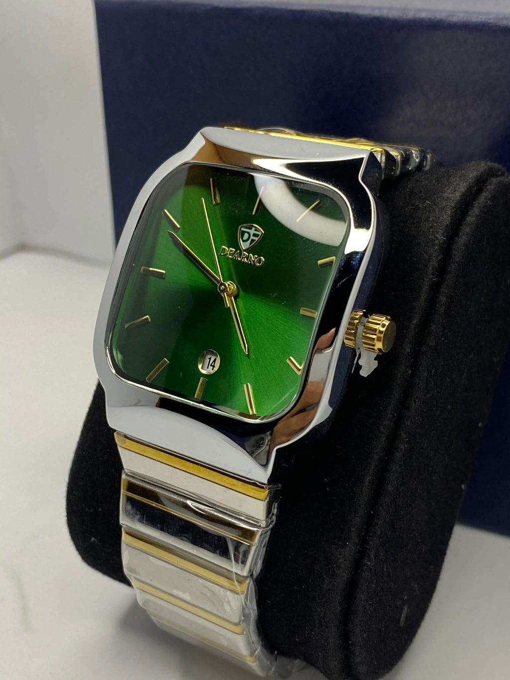 Dearno Luxury Square Green Dial Stainless Steel Watch For Men's