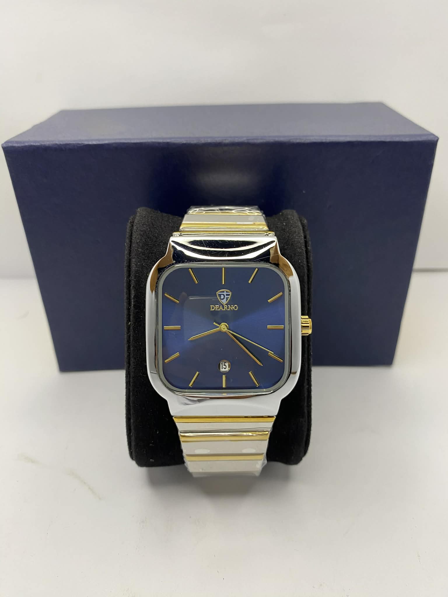 Dearno Luxury Blue Dial Square Watch