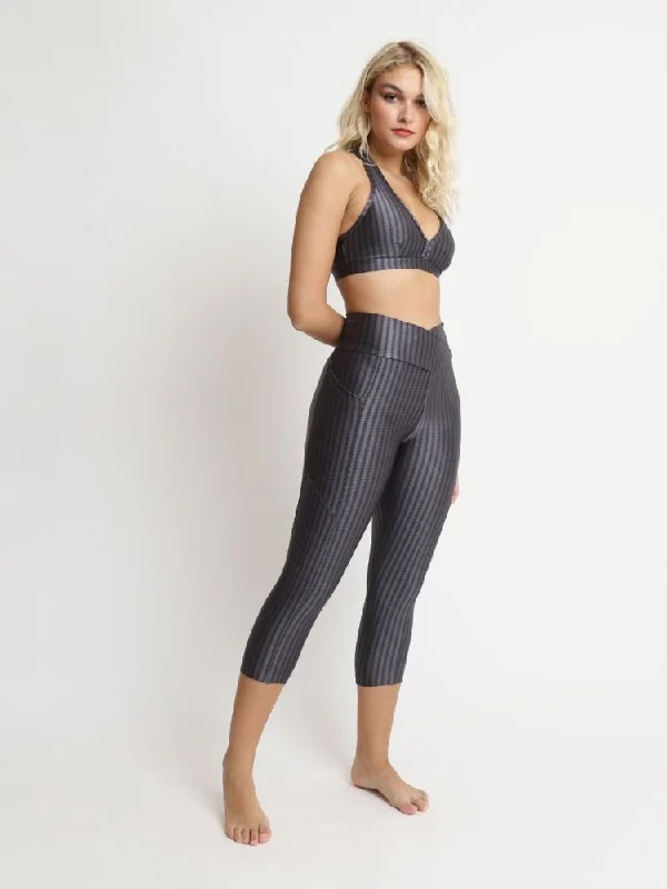 Capri Legging with Pockets - GREY STRIPE