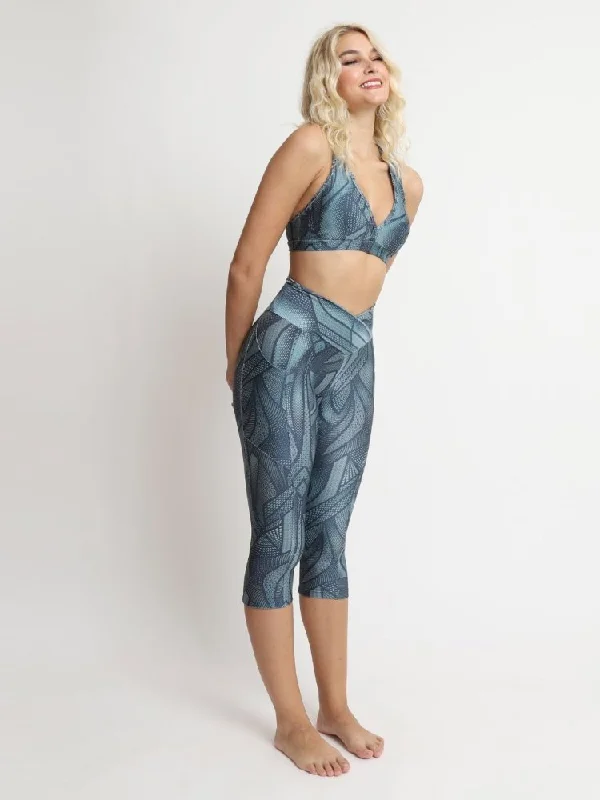 Capri Legging with Pockets - GRAPHIC BLUE