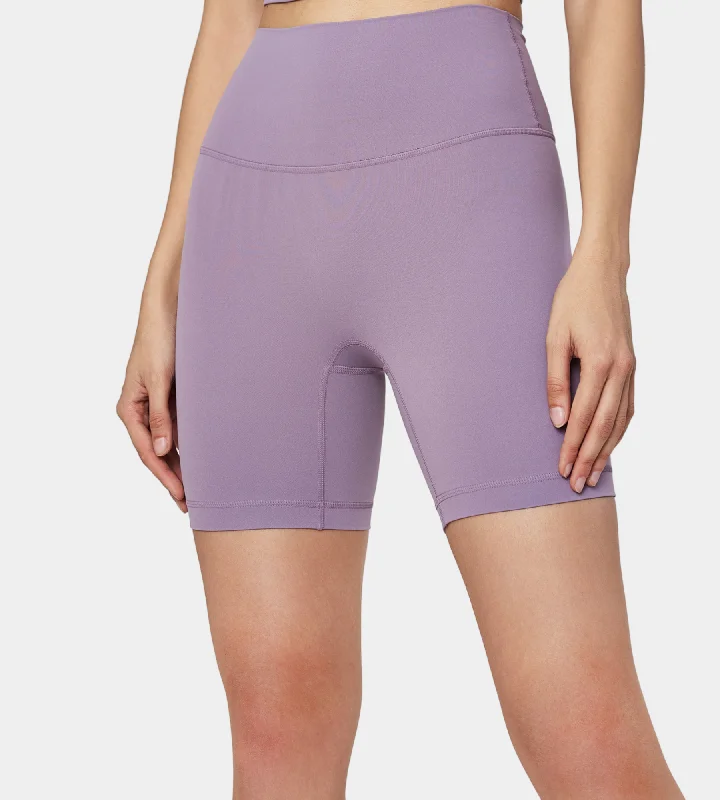 Base bike shorts: plum